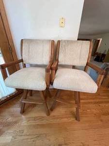 lot 175 image: Pair of Wooden Bar Stools