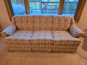 lot 185 image: Vintage Floral Sofa with Plaid Pattern