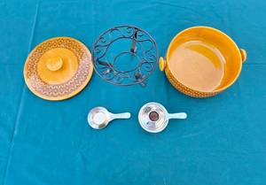 lot 283 image: Vintage Ceramic Fondue Set with Metal Stand