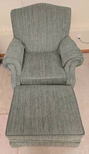 lot 432 image: Green Upholstered Armchair with Matching Ottoman