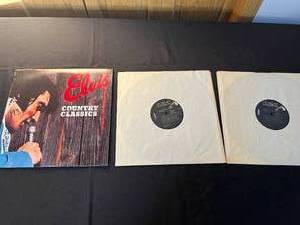 lot 323 image: Elvis Presley - Country Classics Vinyl Record Set