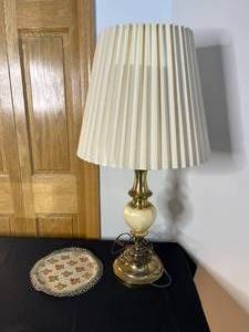 lot 326 image: Vintage Brass Table Lamp with Pleated Shade and Decorative Tray