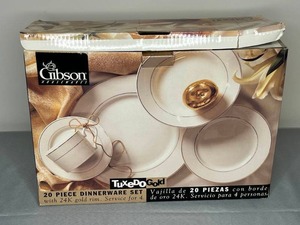lot 373 image: Gibson Tuxedo Gold Dinnerware