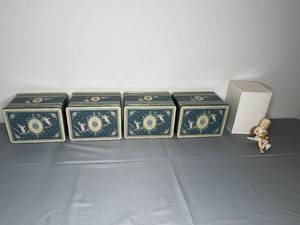 lot 400 image: Lenox Classics Little Graces Figurines Set