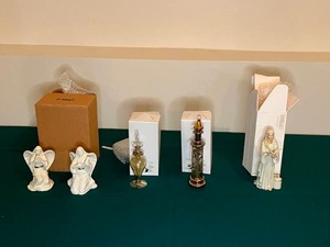 lot 548 image: Collection of Decorative Figurines and Glass Perfume Bottles