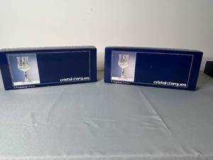 lot 521 image: Cristal dArques Longchamp Wine Glass Set - 12 Pieces