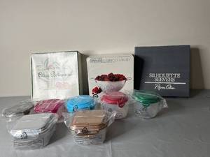 lot 528 image: Kitchenware Collection Storage Containers, Colander, and Bowl Sets