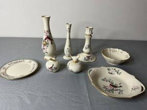lot 538 image: Lenox China Collection - Serenade and Rose Manor Patterns