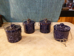 lot 37 image: 4 Cobalt Blue Speck Crocks