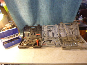 lot 61 image: Miscellaneous Tools in Cases