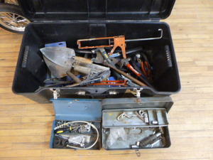 lot 64 image: Miscellaneous Tools in Deluxe Locker Tote
