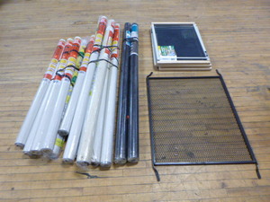 lot 82 image: Window Screens