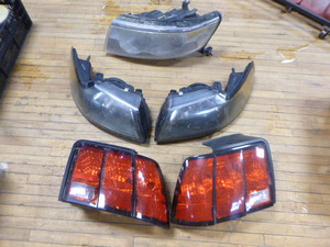 lot 86 image: Automotive Lights