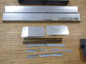 lot 87 image: Diamond Plate Running Boards