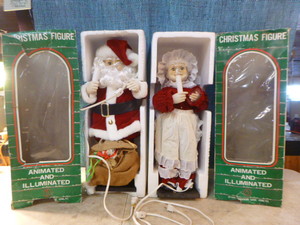 lot 105 image: 2 Christmas Figures
