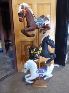 lot 122 image: 3 Carousel Horse Stand