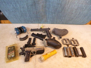 lot 148 image: Recreation Items