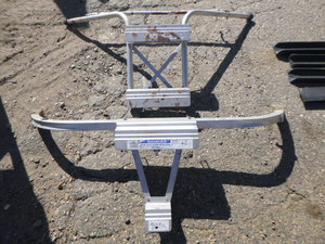 lot 185 image: Quick Click Ladder Stabilizer