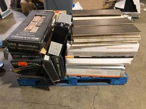 Pallet of Assorted Mixed Ceramic Flooring Various Models and Conditions Customer Returns See Pictures