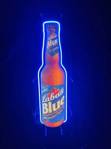 lot 17 image: Labatt Blue Canadian Pilsner Bottle Neon Sign