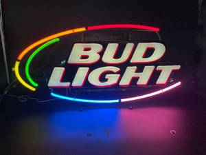 lot 24 image: Bud Light Rainbow Neon Sign