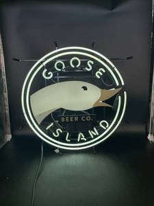 lot 87 image: Goose Island Beer Co. Neon Sign