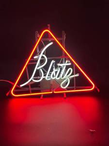 lot 116 image: Blatz Vintage Neon Sign