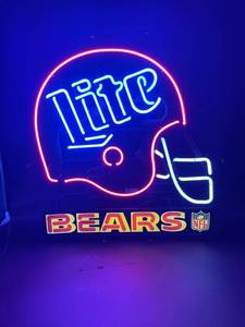 lot 122 image: Chicago Bears NFL Helmet Neon Sign