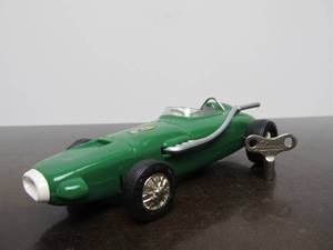 lot 38 image: Vintage SCHUCO Micro-Racer Race Car wKey - Green Watson Roadster