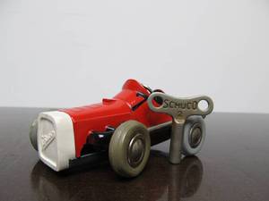 lot 119 image: Vintage SCHUCO Micro-Racer Race Car wKey - Red 1041