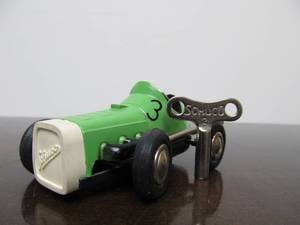 lot 140 image: Vintage SCHUCO Micro-Racer Race Car wKey - Green 1041