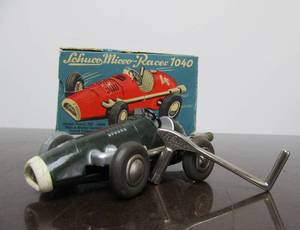 lot 171 image: Vintage SCHUCO Micro-Racer Race Car wKey - DARK GREEN 1040 wOriginal Box