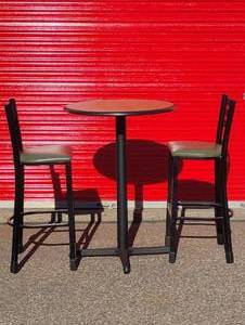 lot 6 image: COMMERCIAL RESTAURANT DINING TABLE WITH CHAIRS
