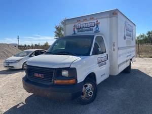 lot 17C image: 2007 GMC Savana G3500