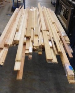 LARGE LOT MISC PINE MOULDINGS 3-8