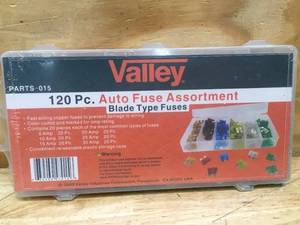 lot 44 image: Valley 120 Pc. Auto Fuse Assortment - Blade Type Fuses