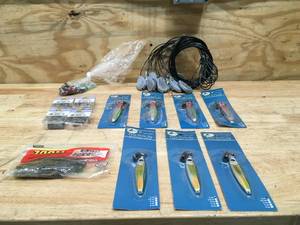 lot 152 image: Assortment of Sinkers and Fishing Lures