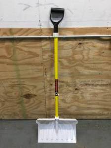 lot 188 image: The Snow Dominator Snow Shovel