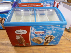 lot 10 image: AHT Novelty Impulse Chest Freezer