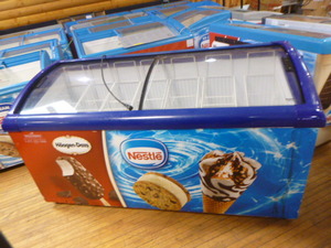 lot 11 image: Coldtech Novelty Chest Freezer