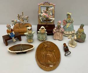 lot 16 image: Misc. Vintage Knick Knacks & More