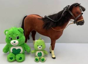 lot 36 image: Vintage Toy Horse & Care Bears