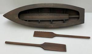 lot 40 image: 23 34 Wooden Boat With Oars