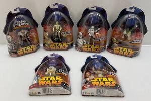 lot 62 image: Misc. STAR WARS Revenge Of The Sith  Action Figures (NIB)