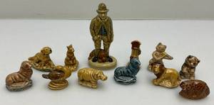 lot 169 image: Misc. WADE Miniature Figurines
