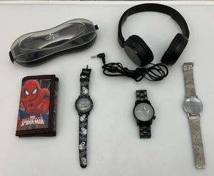 lot 184 image: Misc. Mens Watches & More