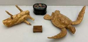 lot 202 image: Hand Carved Wooden Sea Turtle & More (T)