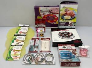 lot 237 image: Large Group Of Misc. Baking Items (NIB) (CL)