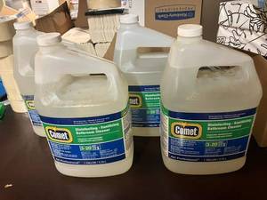 Comet Disinfecting Bathroom Cleaner