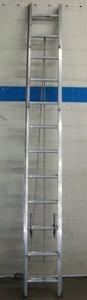 lot 79 image: Louisville, 24 Extension Ladder